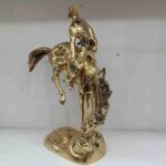 مجسمه برنزی سوارکار لوک خوش‌شانس – مجسمه دکوراتیو برنز ایرانی – مجسمه لوکس برنزی ارتفاع ۷۰